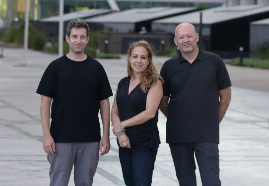 Promise Bio founders Ronel Veksler (left) Yifat Merbl (middle) and Assaf Kacen (right).